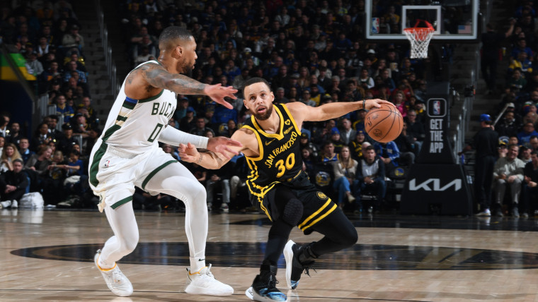 Curry's Historic Night! Warriors vs. Bucks: Unbelievable Game Highlights and Predictions
