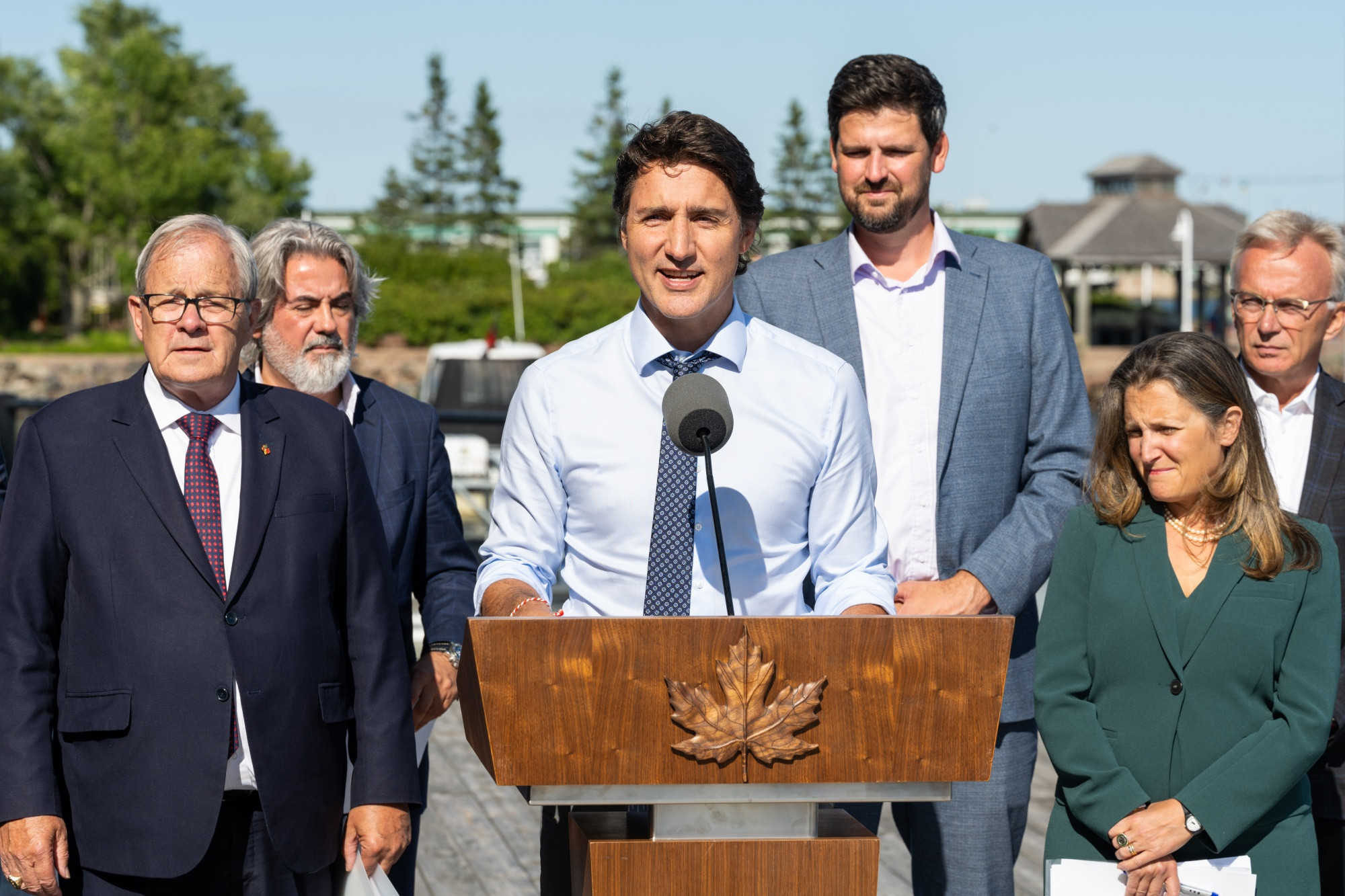 Shockwaves in Canadian Politics: Housing Minister Sean Fraser's Resignation and Upcoming Cabinet Shuffle